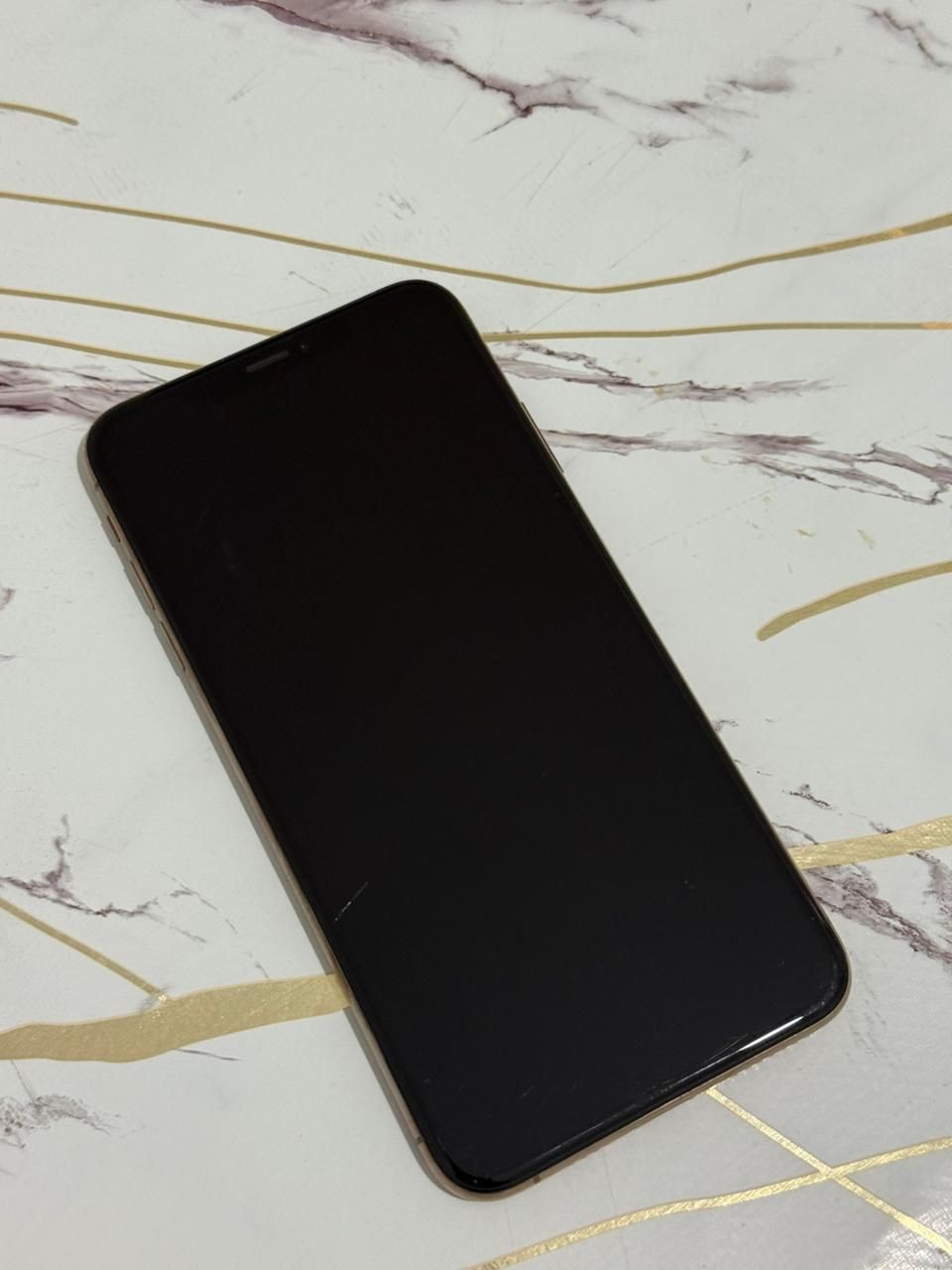 Iphone Xs max Gold