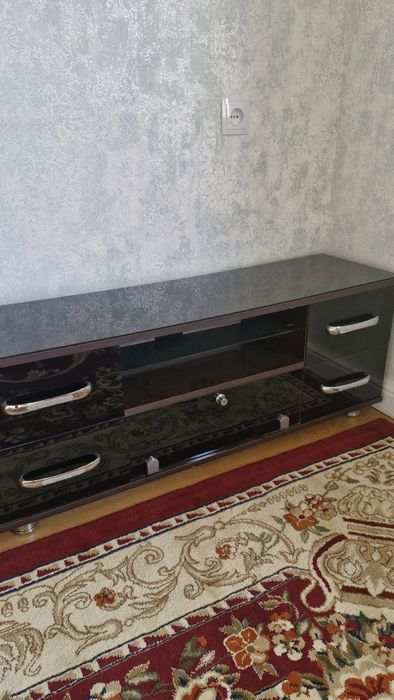 Продаётся подставка под телевизор