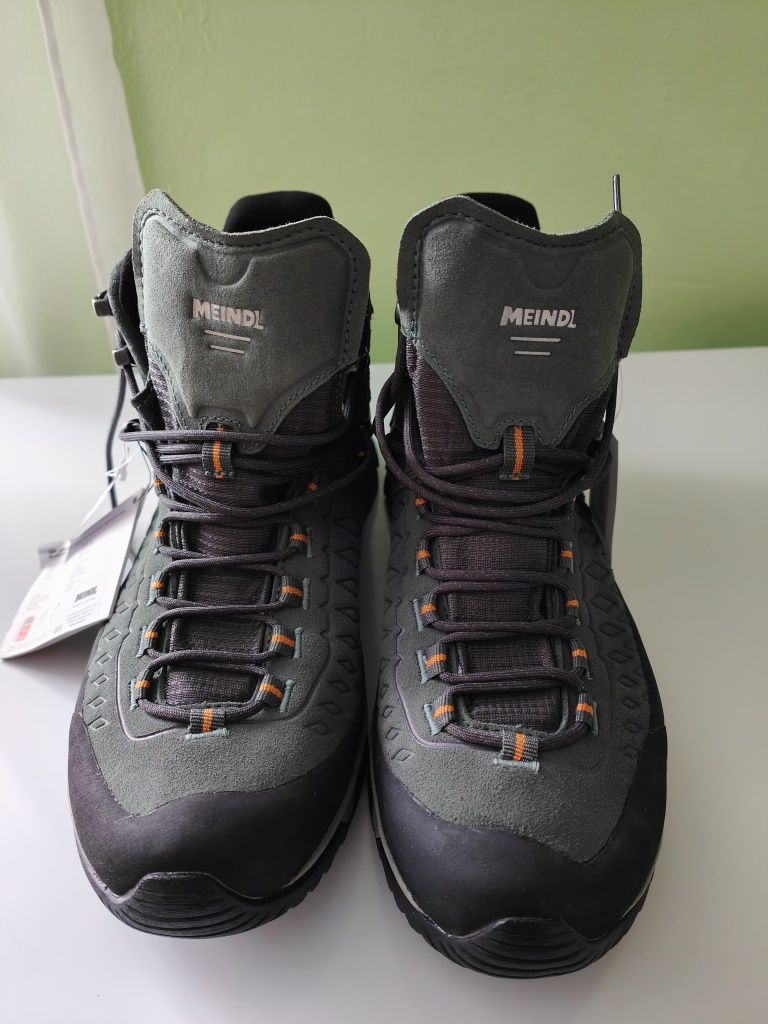 Bocanci Meindl piele