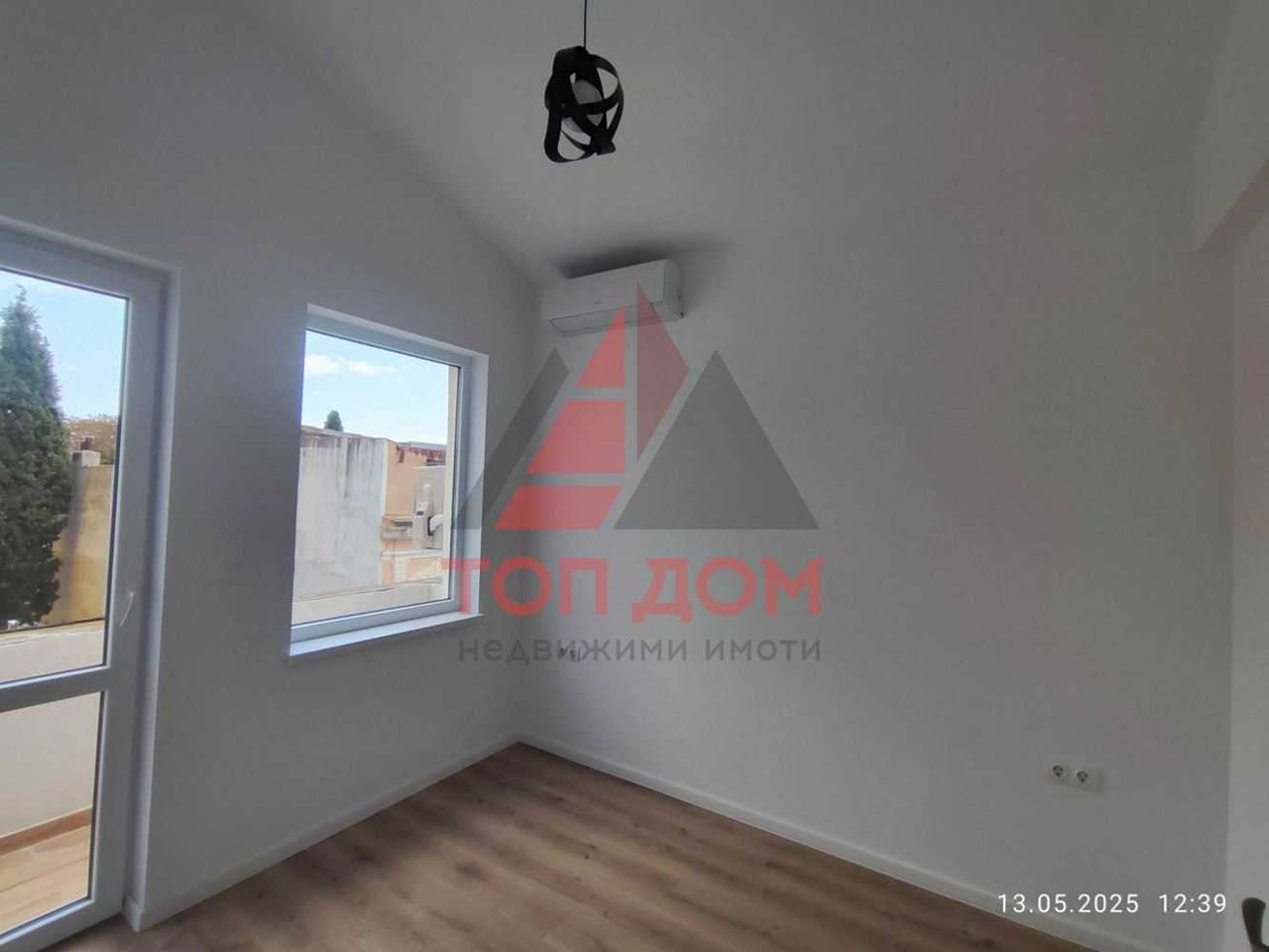 Дава се под наем Четиристаен апартамент в Варна, Център - 80 кв.м за 1300 € - Снимка #4