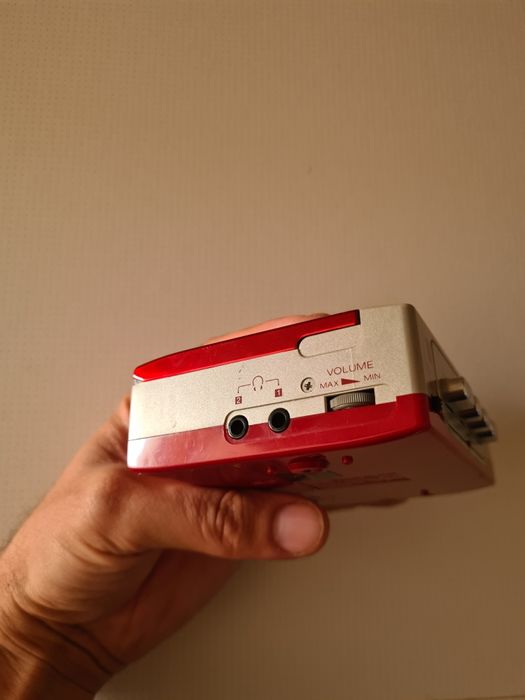 Sharp QT30 Walkman Casetofon Portabil