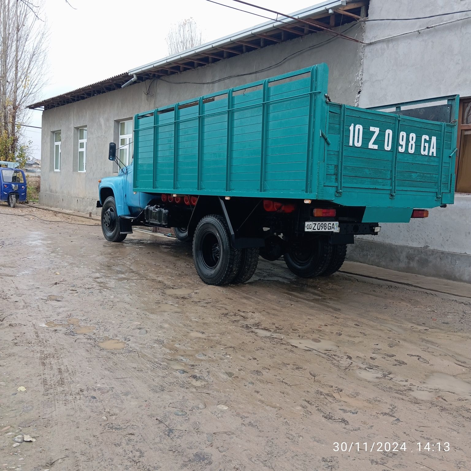 zil 130 g matôr ural
