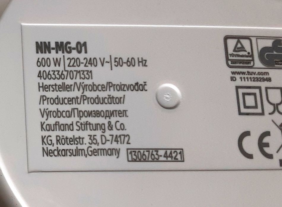 Mașina electrică pentru tocat carne nouă GERMANIA - 160 Lei