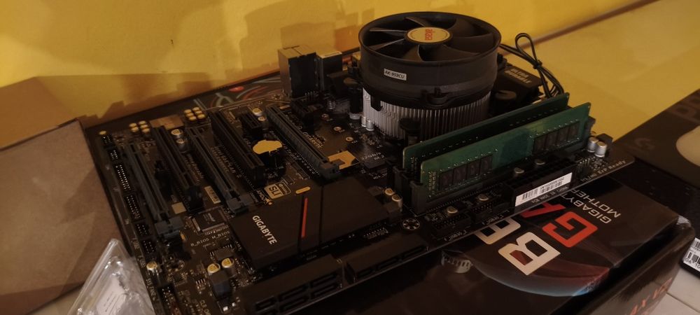 Placa baza,procesor,ram