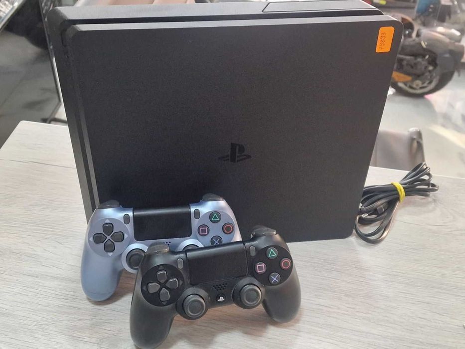 Sony PlayStation 4 Slim Jet Black 500GB (PS4 Slim 500GB)
