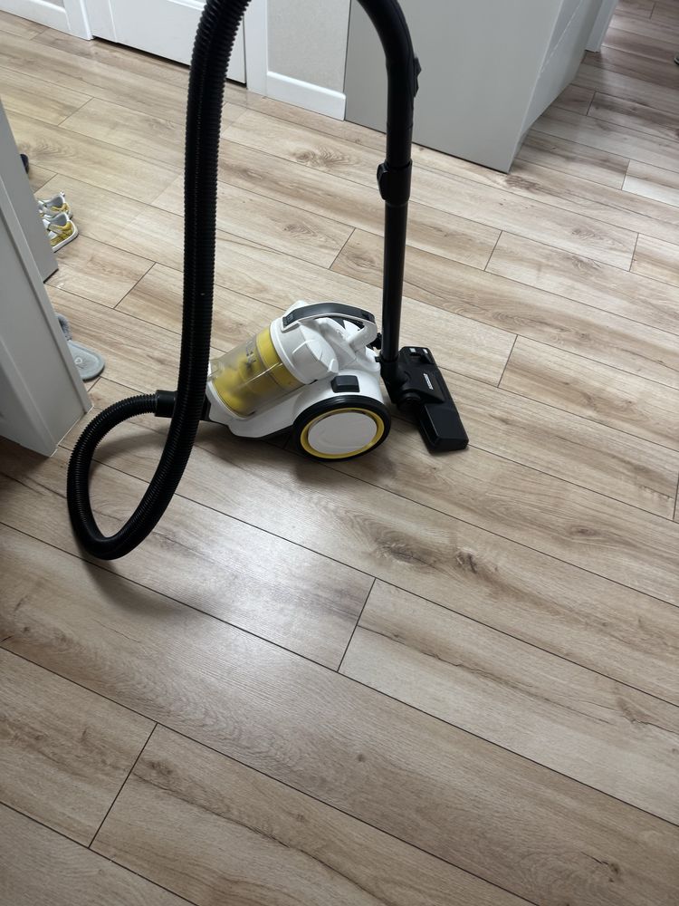 Продаю пылесос karcher!