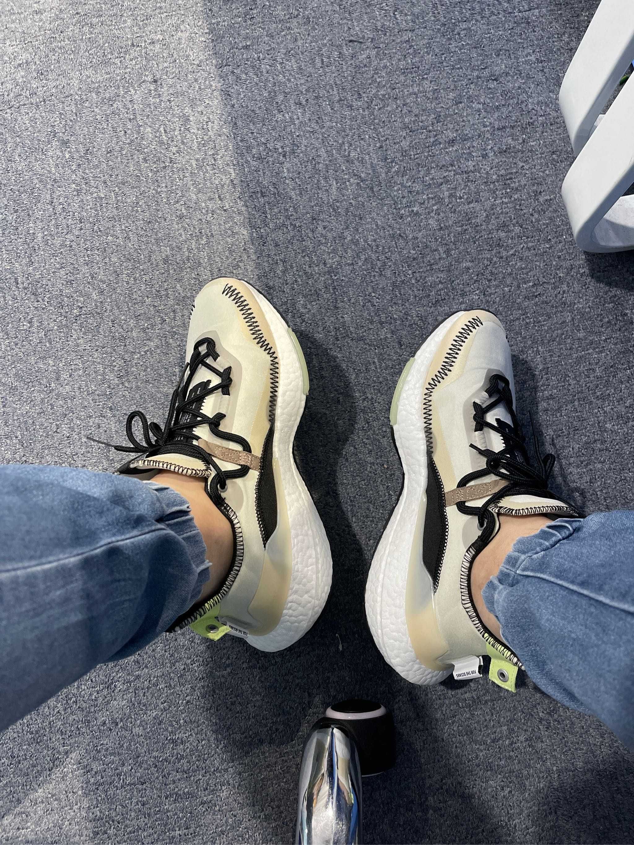 Оригинални маратонки *ADIDAS ULTRABOOST 22 PARLEY* 2 Модела * 38 и 40