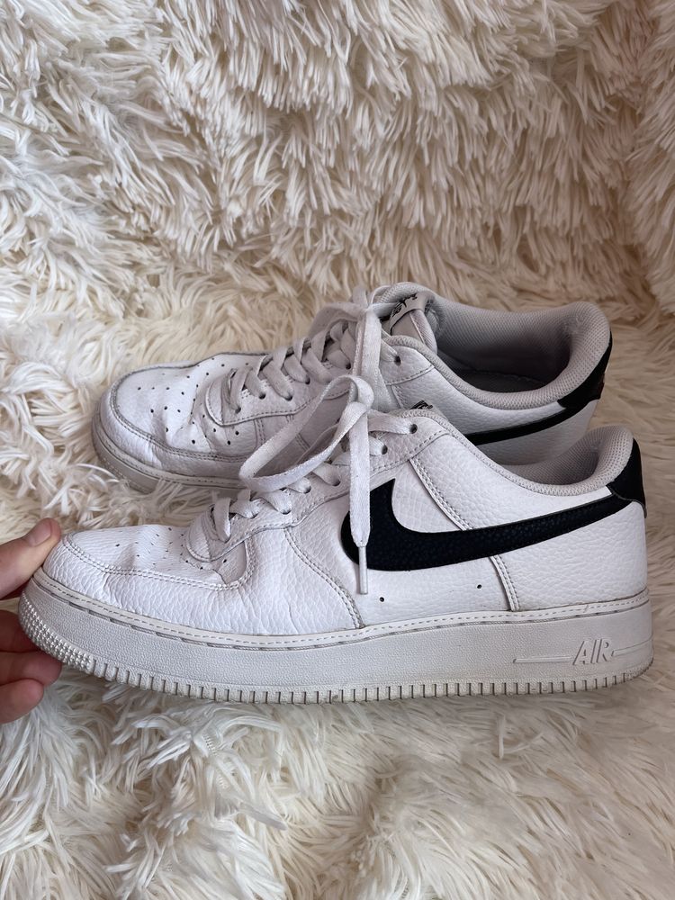 Nike Air Force 1 Low 07 White/Black Pebbled Leather