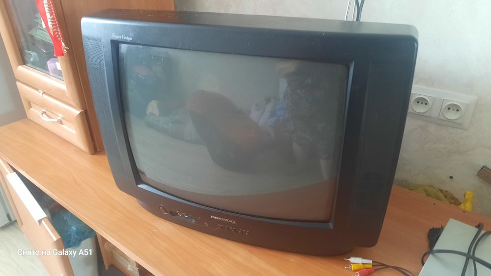 Продам телевизор в рабочем состоянии.