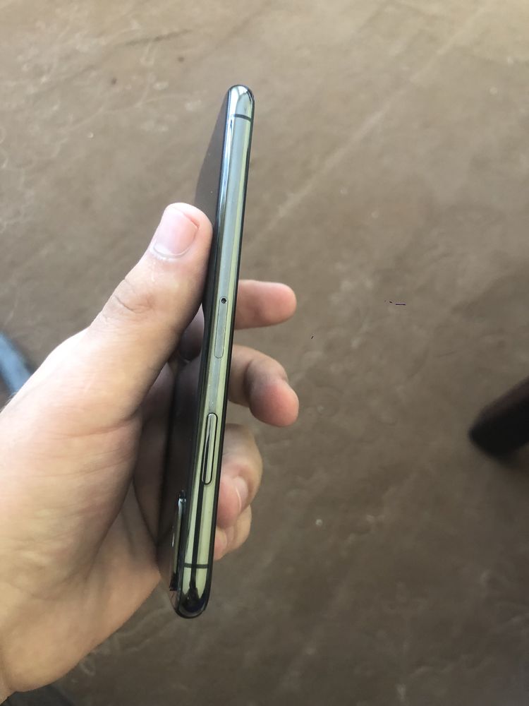 Iphone x radnoy
