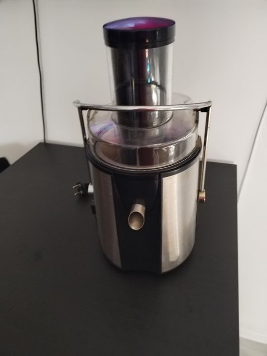 Storcator fructe, legume+ascuțitor cuțite