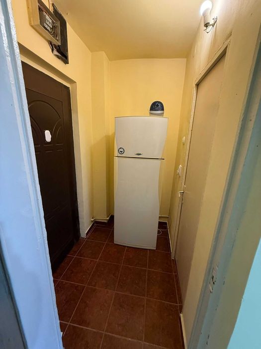 Inchiriez garsoniera con 1