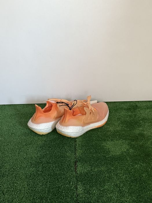 Adidas Ultraboost 22 W