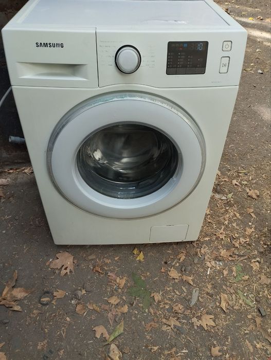 Продаётся стиральная машина