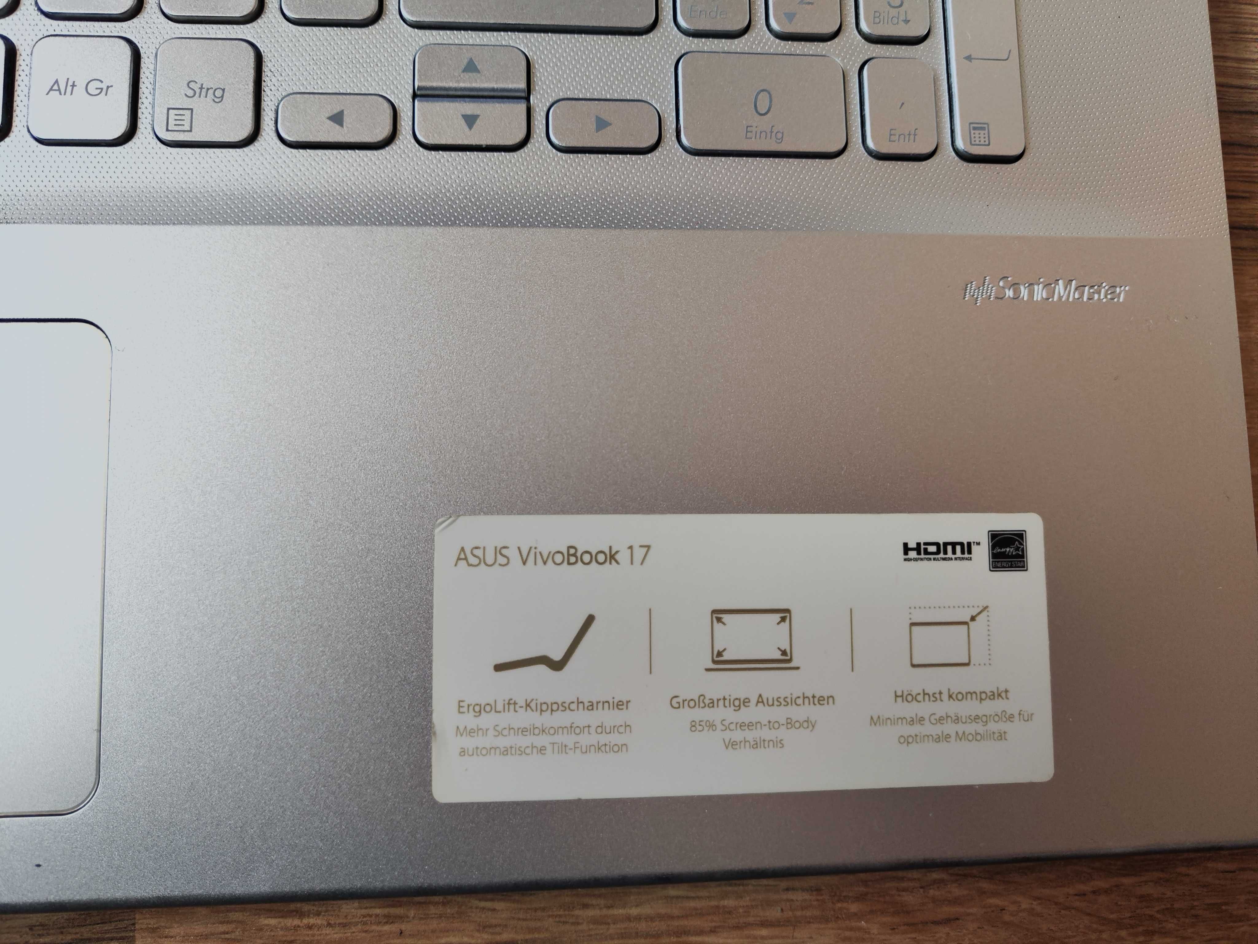 Лаптоп Asus Vivobook 17,3", AMD Ryzen 7 3700U, 512GB NVME, Full HD