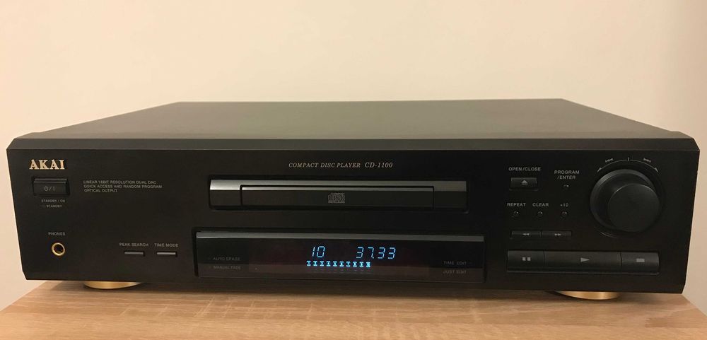 CD player Akai CD-1100 / CD-A405