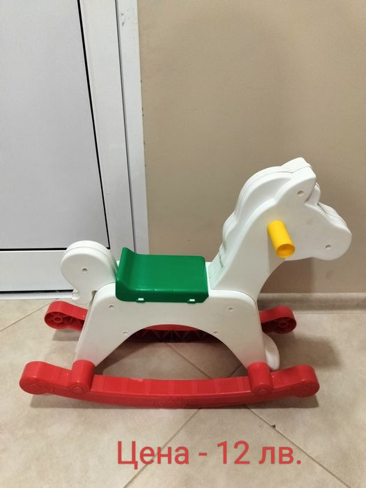 Люлеещ се пластмасов кон,люлка