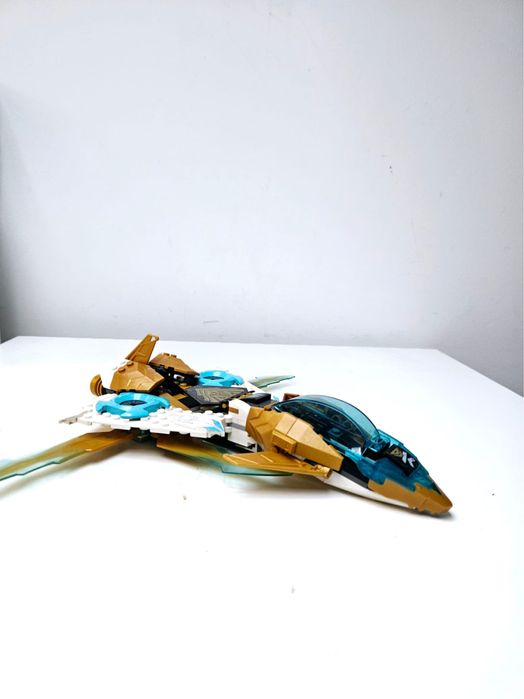 Lego Ninjago 71770 -  Zane's Golden Dragon Jet (2022)