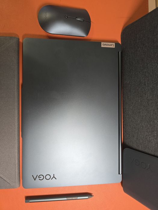 Lenovo Yoga Book 9i dual screen impecabil