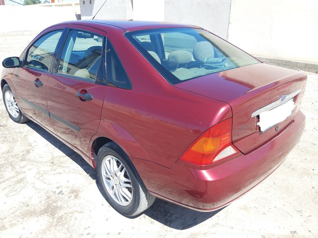 Продаётся FORD FOCUS