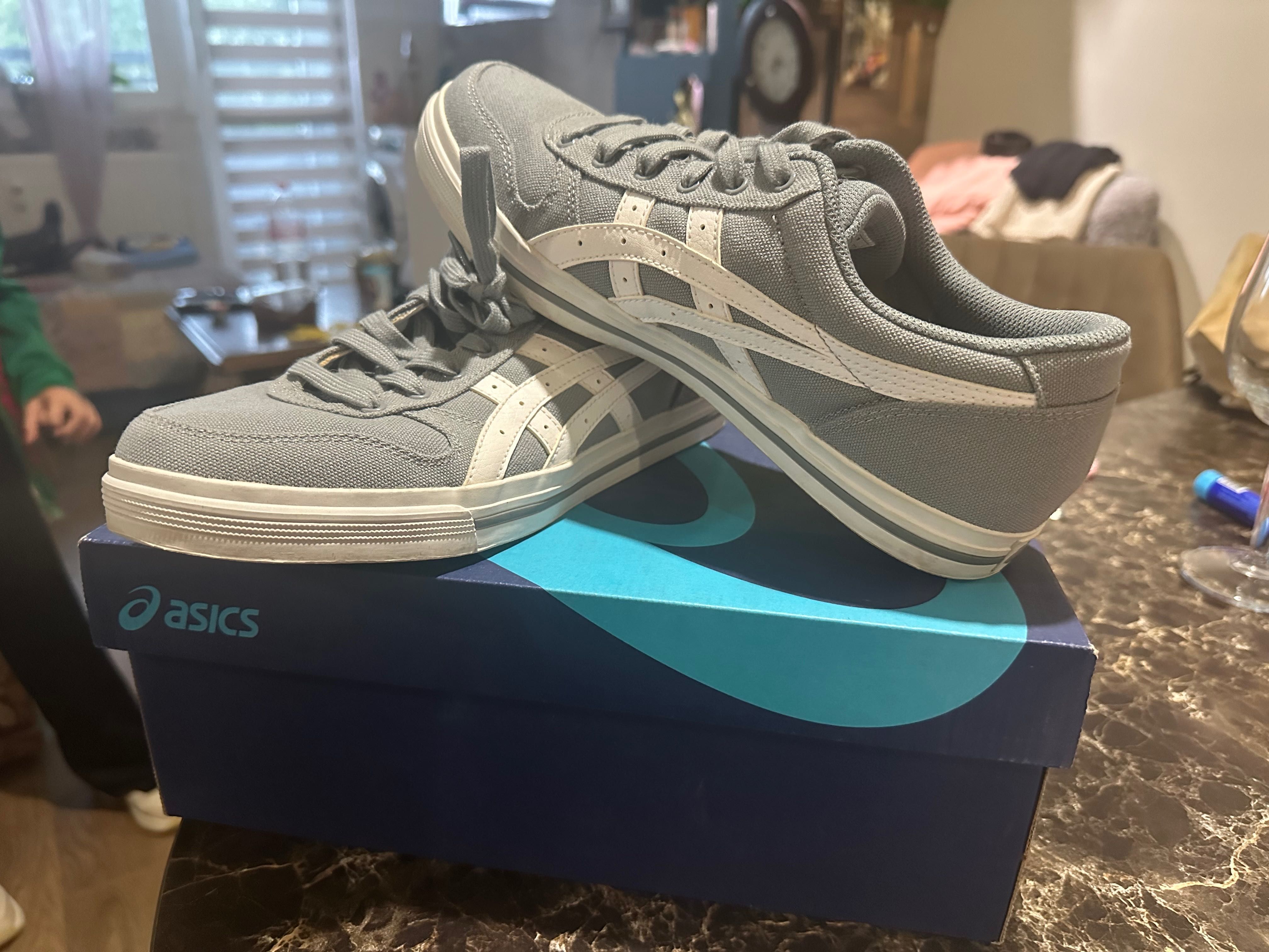 Сиви кецове “Asics”