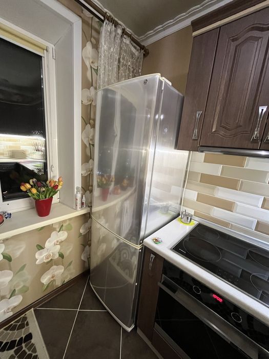 Продам холодильник б/у