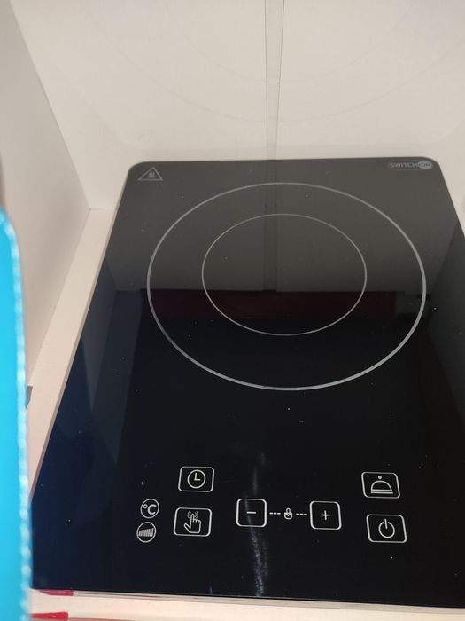 Plită pe inducție portabilă switch on