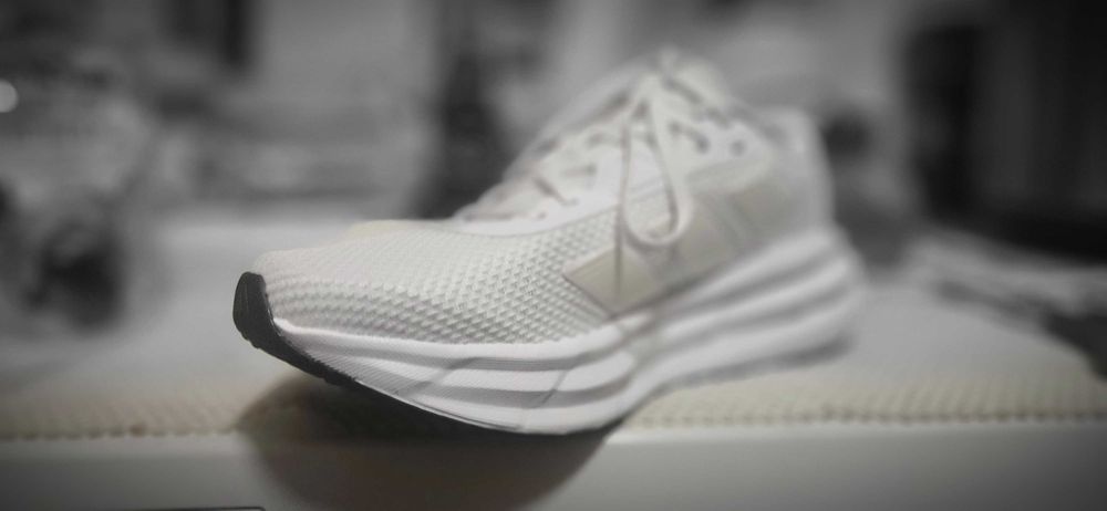 Оригинални Маратонки