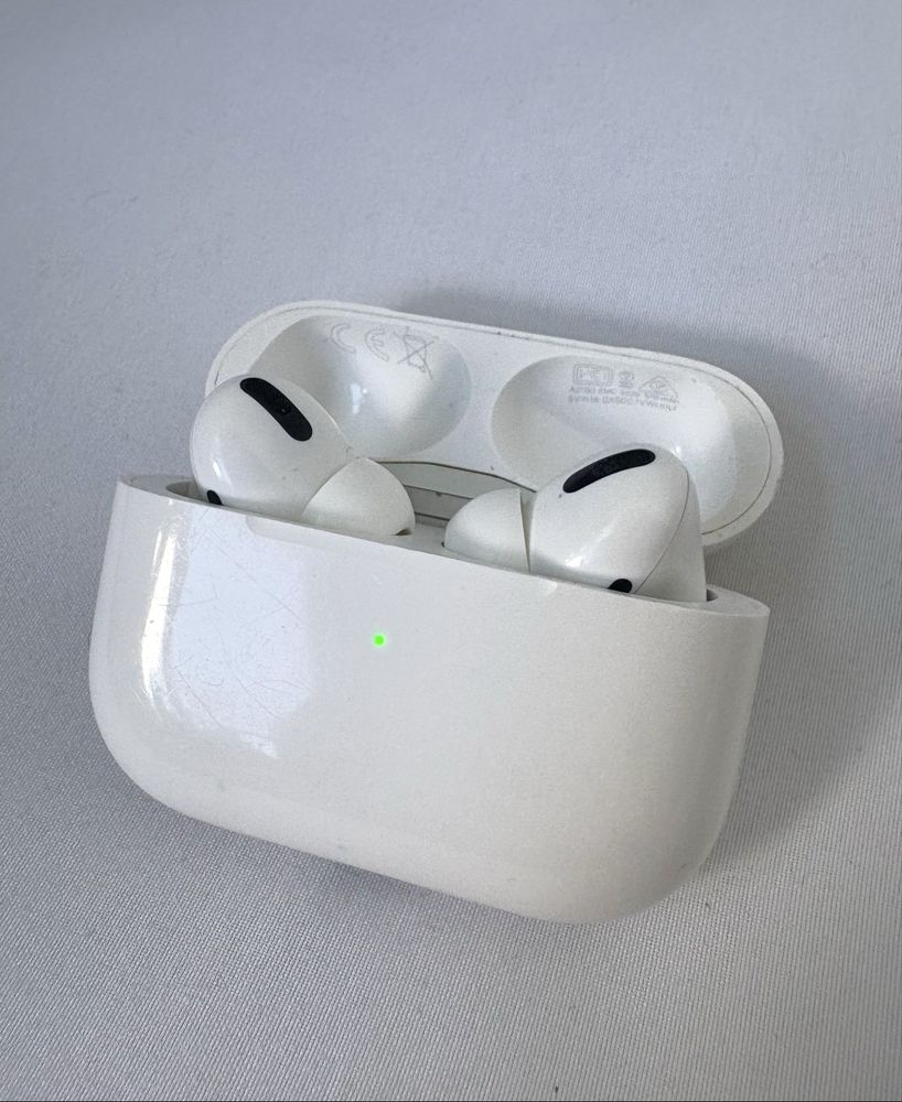AirPods Pro 1 generation оригинални