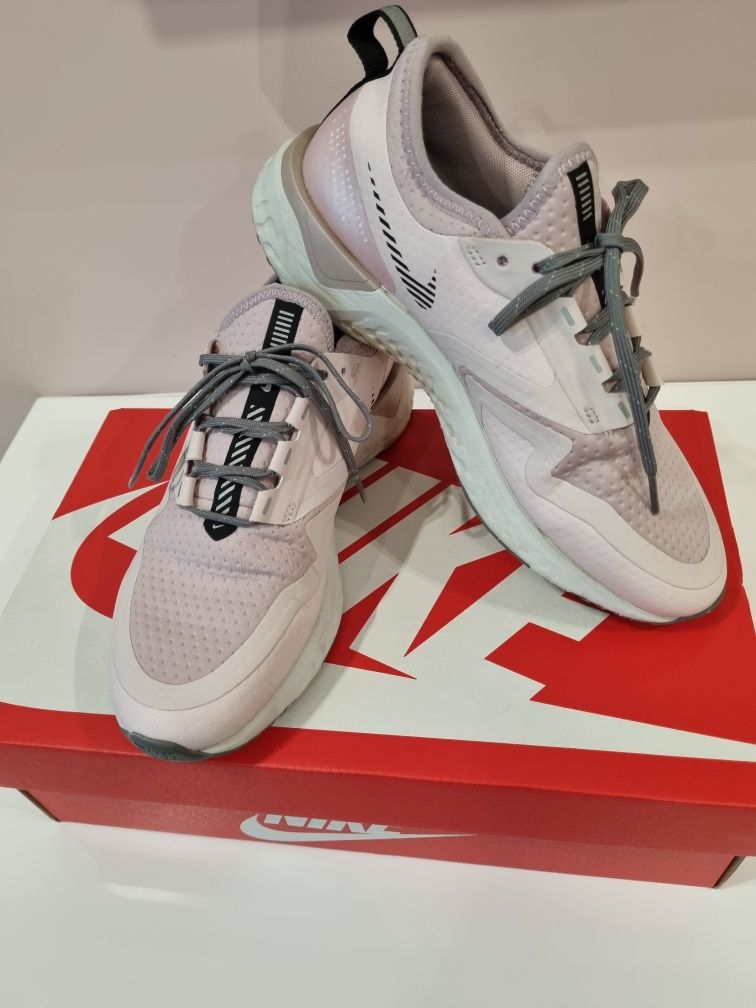 Маратонки ,Nike 36,5
