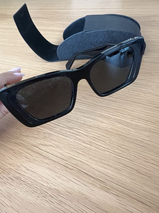 Слънчеви очила Prada