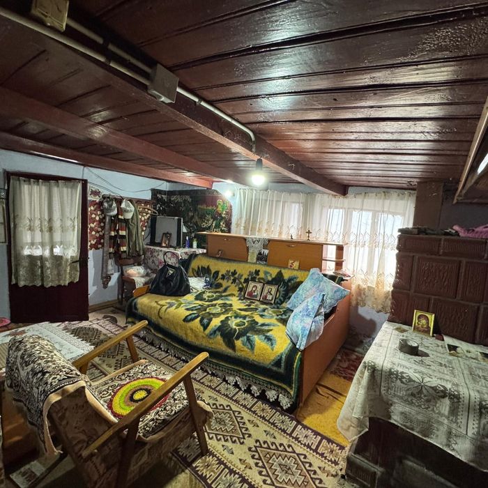 Casa si teren in localitatea Cozmesti, comuna Cozmesti, jud.Vaslui