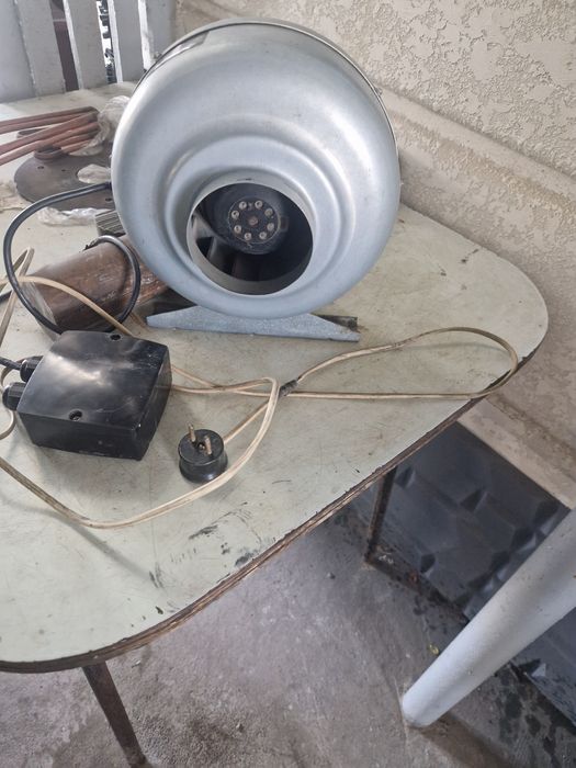 Вытяжной вентилятор