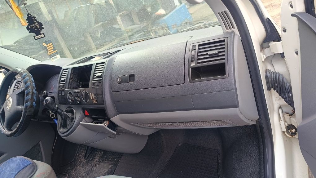 Piese motor cutie turbina scaune ușa bot jug  ecu egr vw t5 1.9tdi