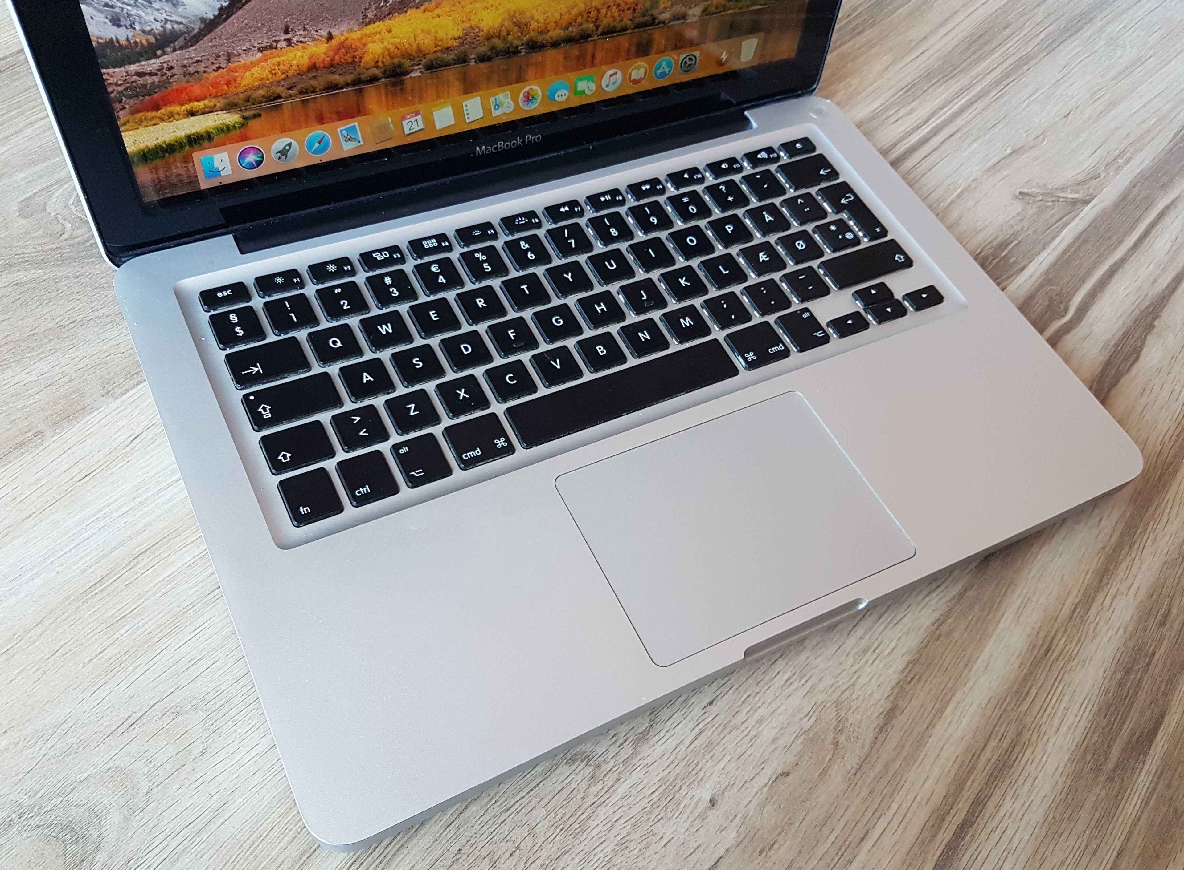 Laptop Apple Macbook Pro 13", Intel Core i5, 8 GB RAM, SSD 250 GB
