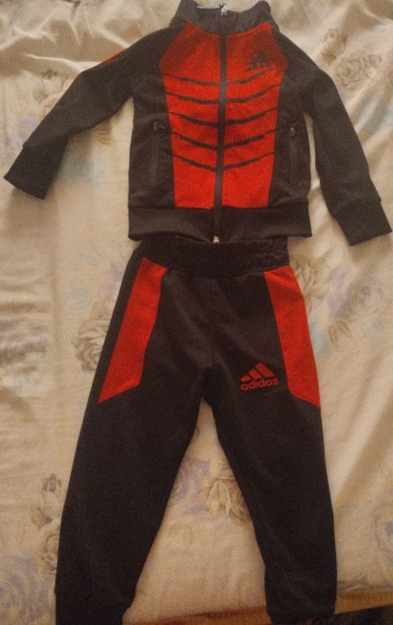 Trening adidas marimea 92