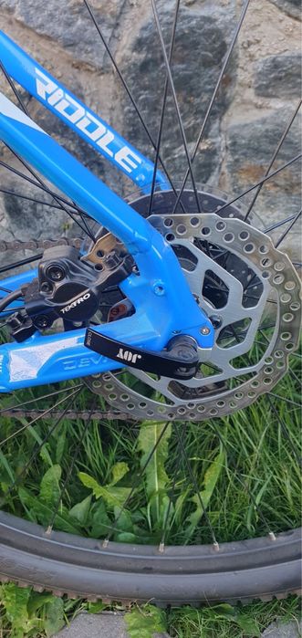 Bicicleta noua 9 pinioane 2 foi