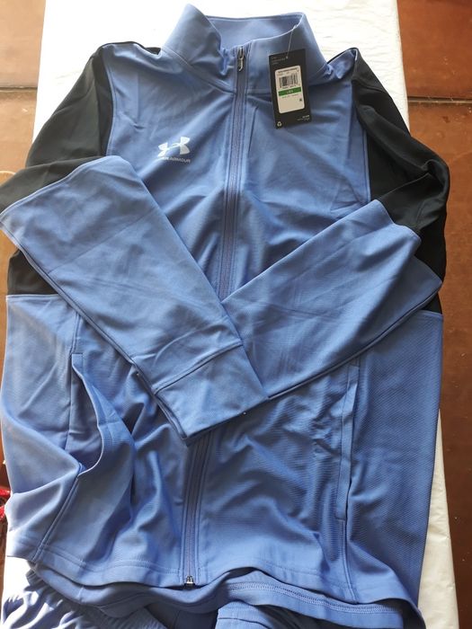 Trening Under Armour nr L originali