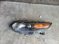 Far stânga  xenon Honda Acord an dupa 2009 2010 2011