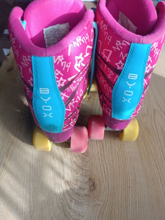 Розови кънки за момиче