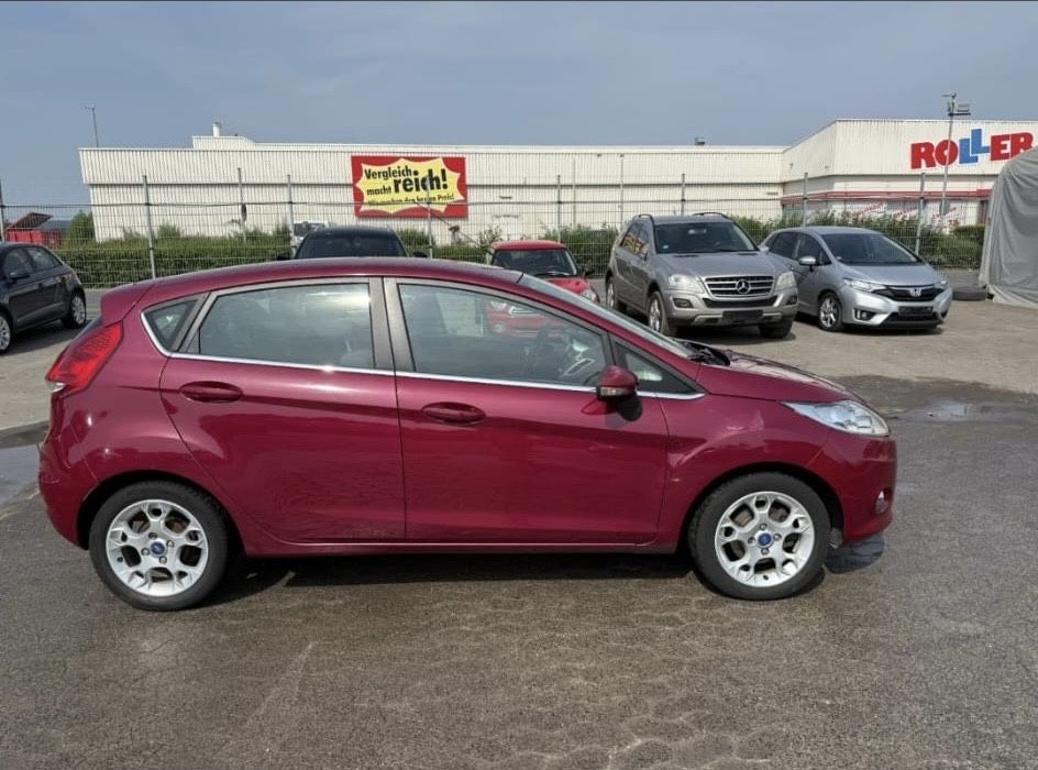 Ford Fiesta 2012 Titanium 1.6 Tdci 95 CP Euro 5 Xenon Climatronic