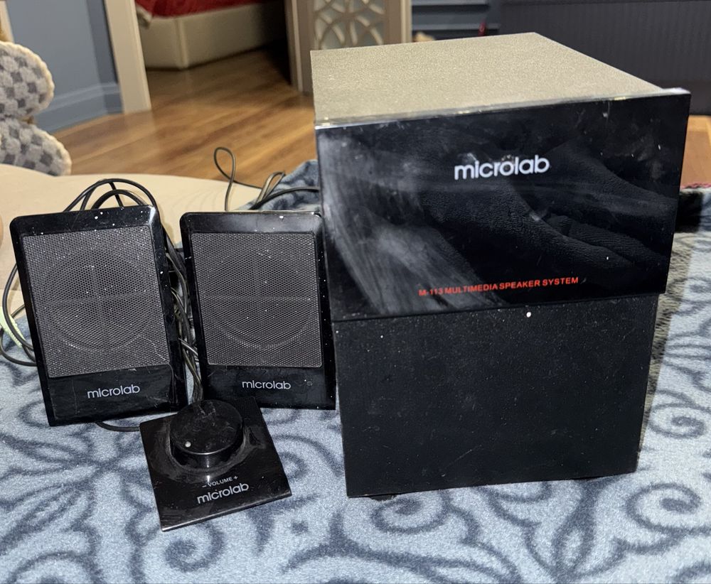 Колонки + сабвуфер Microlab