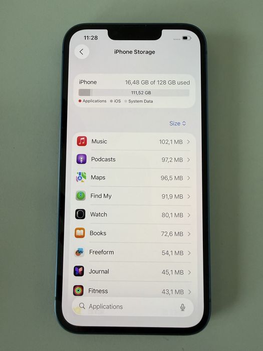 Предлагам iPhone 13