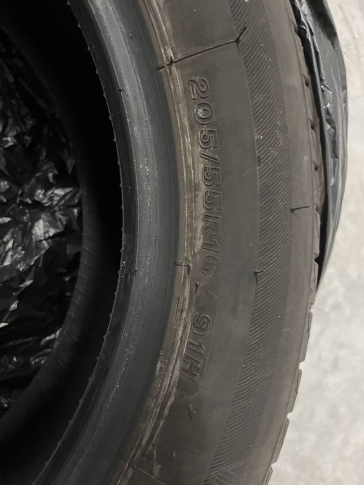 2броя Летни гуми bridgestone