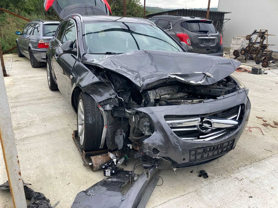 Usi Opel Insignia break Stanga/Drepata-Fata/Spate cod Z1777