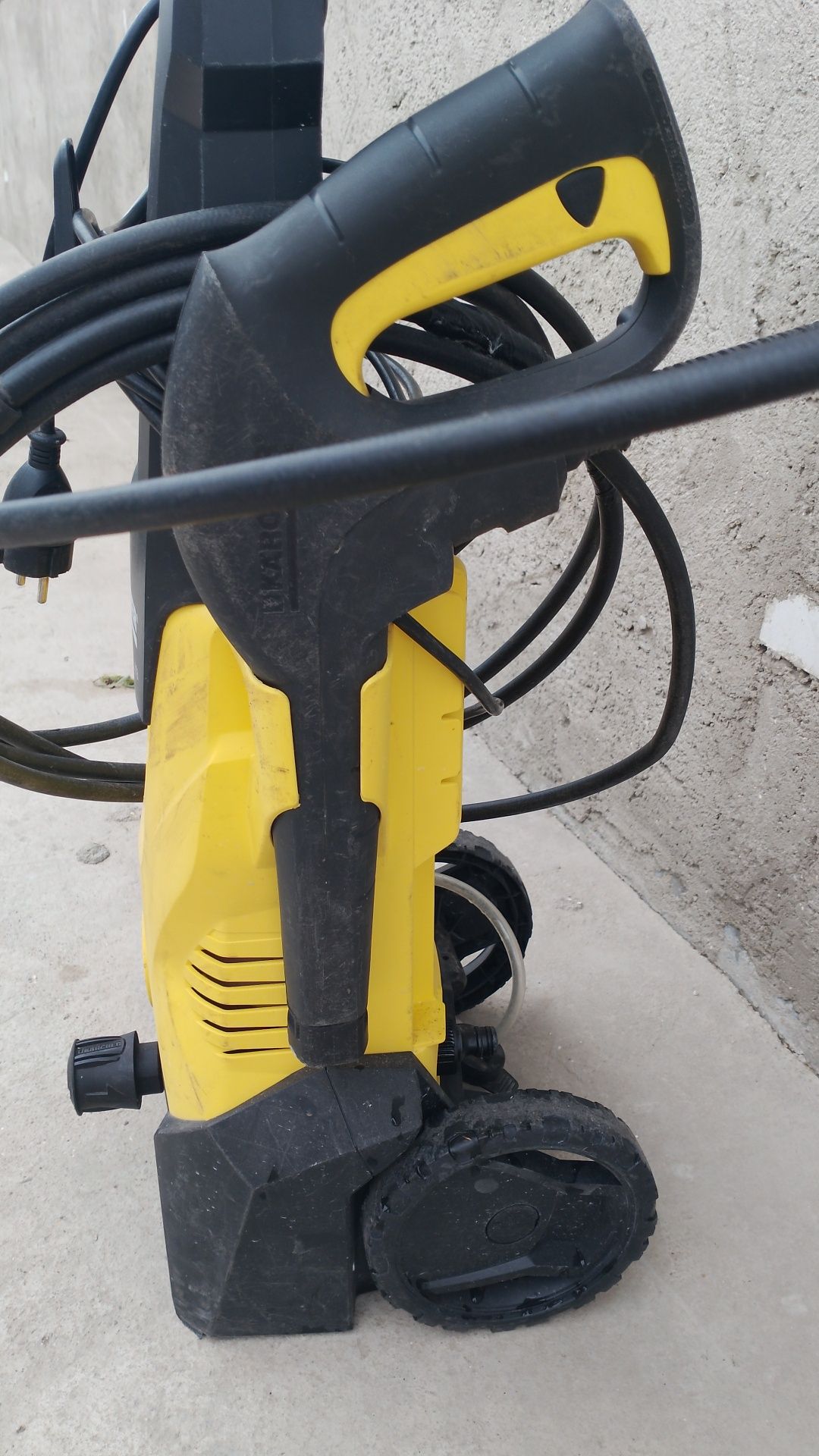 Vând karcher k3 funcționa îl