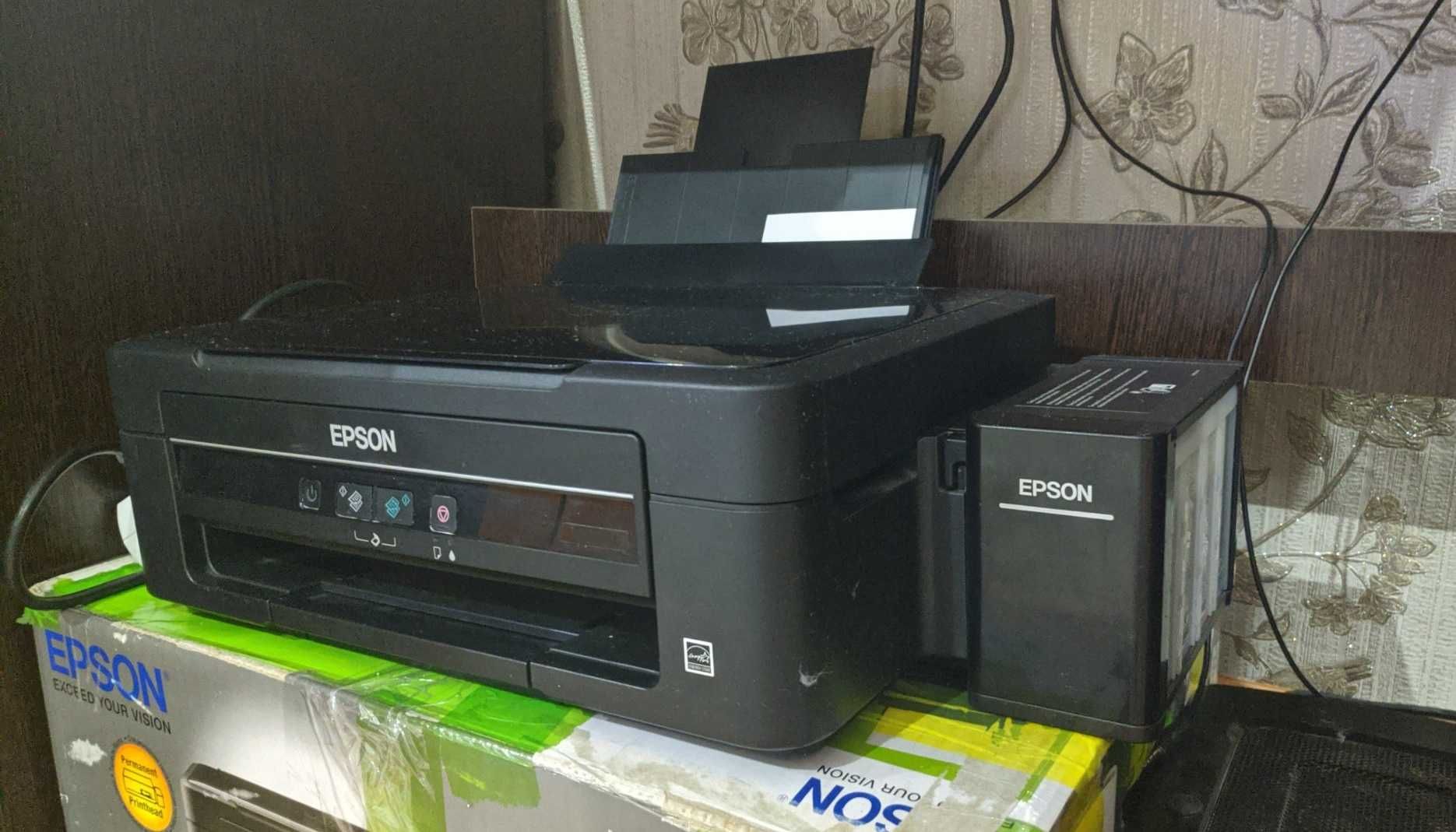 Струйное цветное МФУ принтер Epson L210