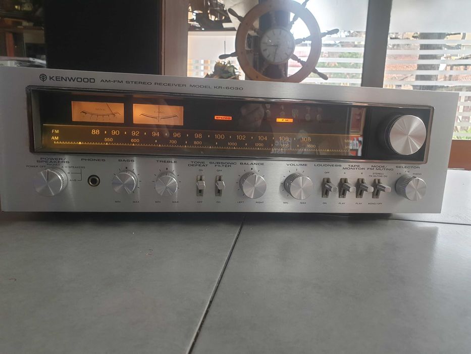 Kenwood KR 6030 stereo receiver