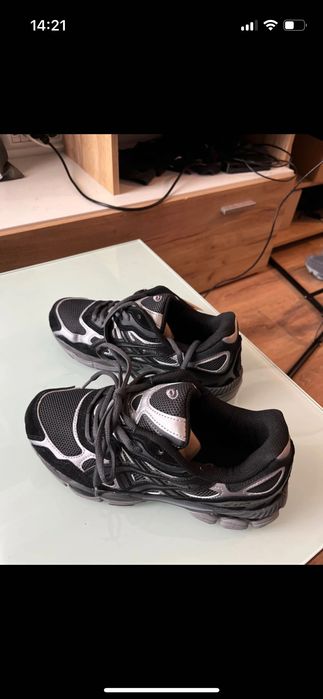 asics noi marimea 40,5