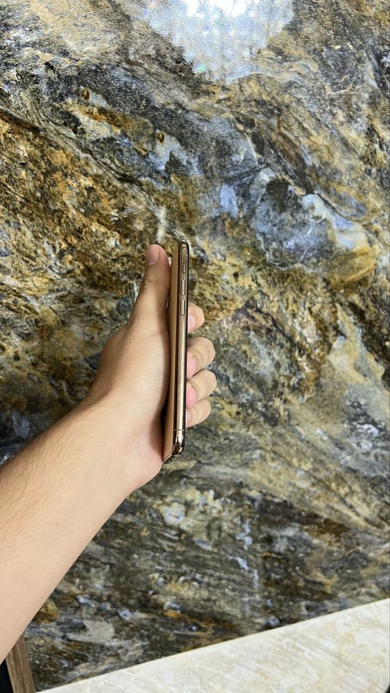 Iphone 11 pro gold ideal